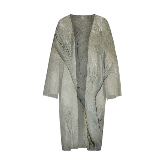 All over print long sleeve kimono of sand imprint.